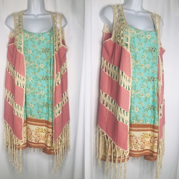 Umgee NWT Boutique Boho Crochet Vest Cardigan - Picture 7 of 14